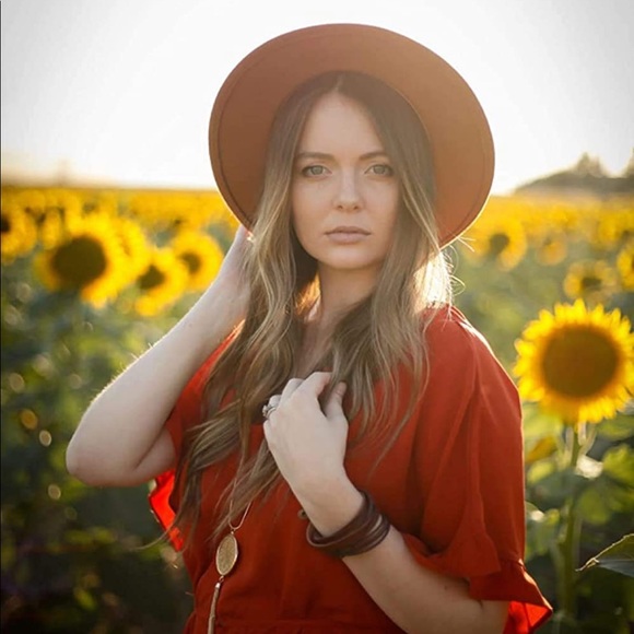 Beach Ruffled Romper - Picture 6 of 6
